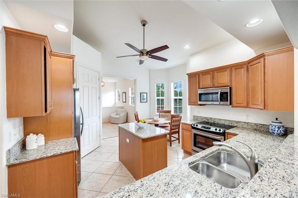 6442 Legacy Cir. 203 – #226017070 - Lely Resort