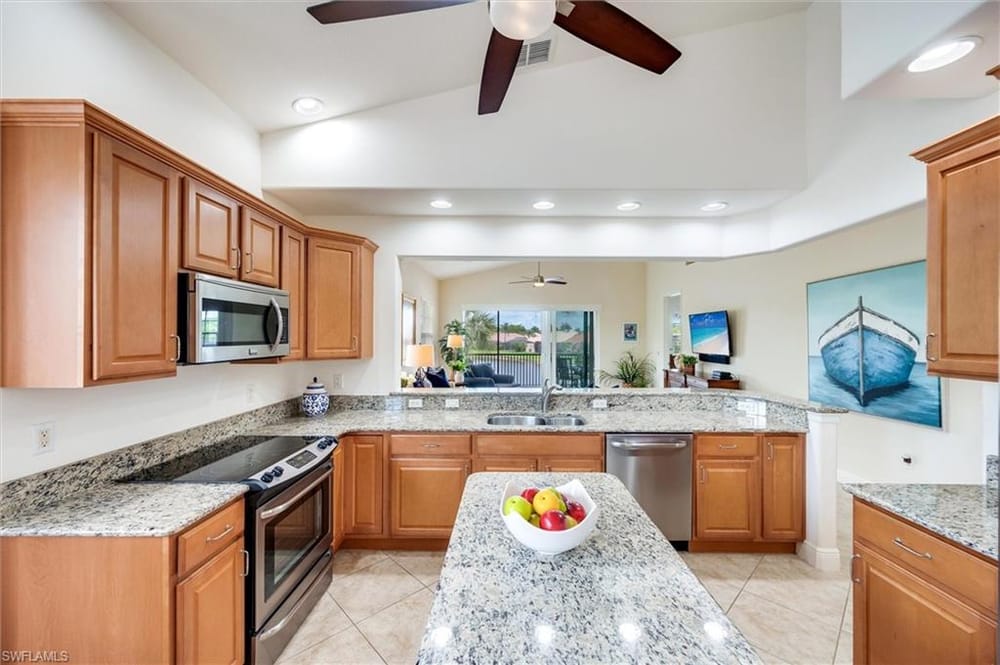 6442 Legacy Cir. 203 – #226017070 - Lely Resort