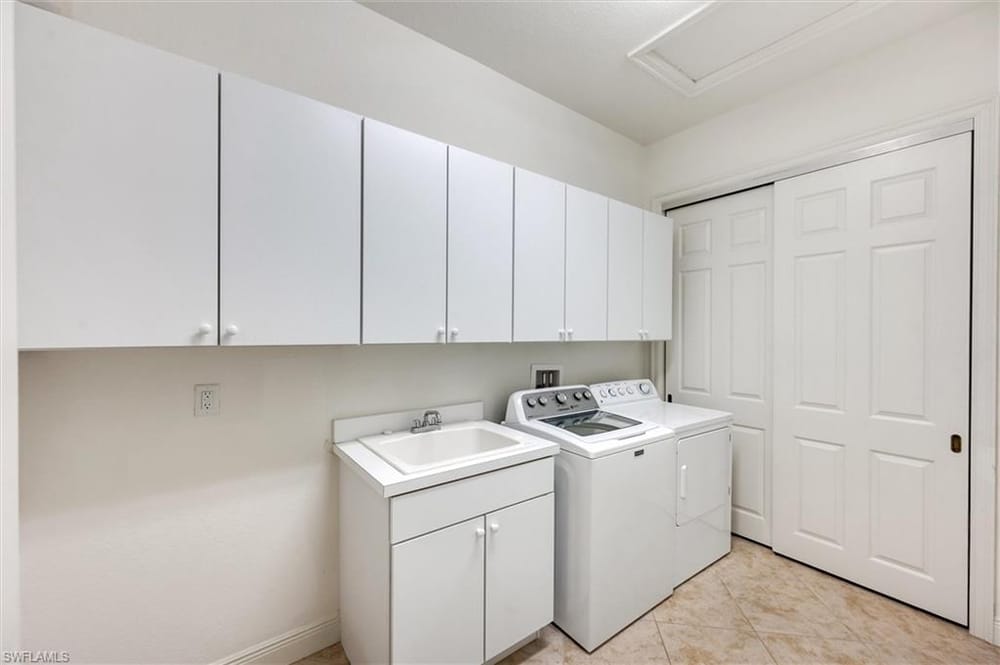 6442 Legacy Cir. 203 – #226017070 - Lely Resort