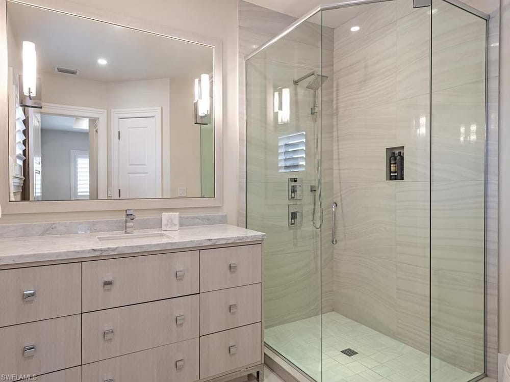 628 21st Ave. S – #226017409 - Aqualane Shores