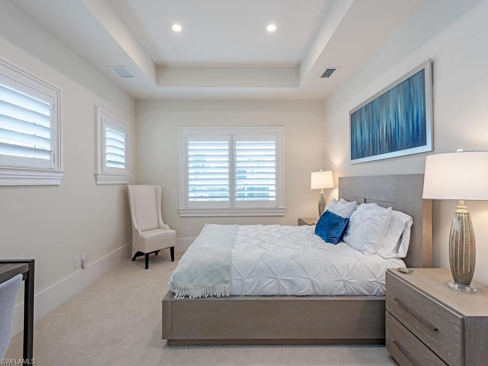 628 21st Ave. S – #226017409 - Aqualane Shores