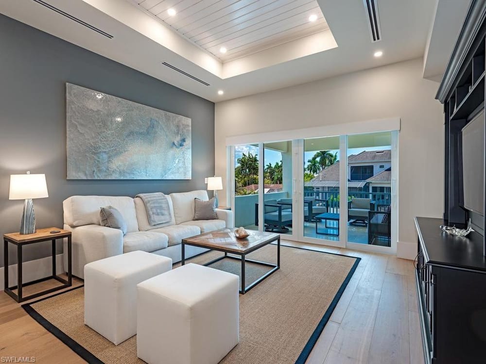 628 21st Ave. S – #226017409 - Aqualane Shores