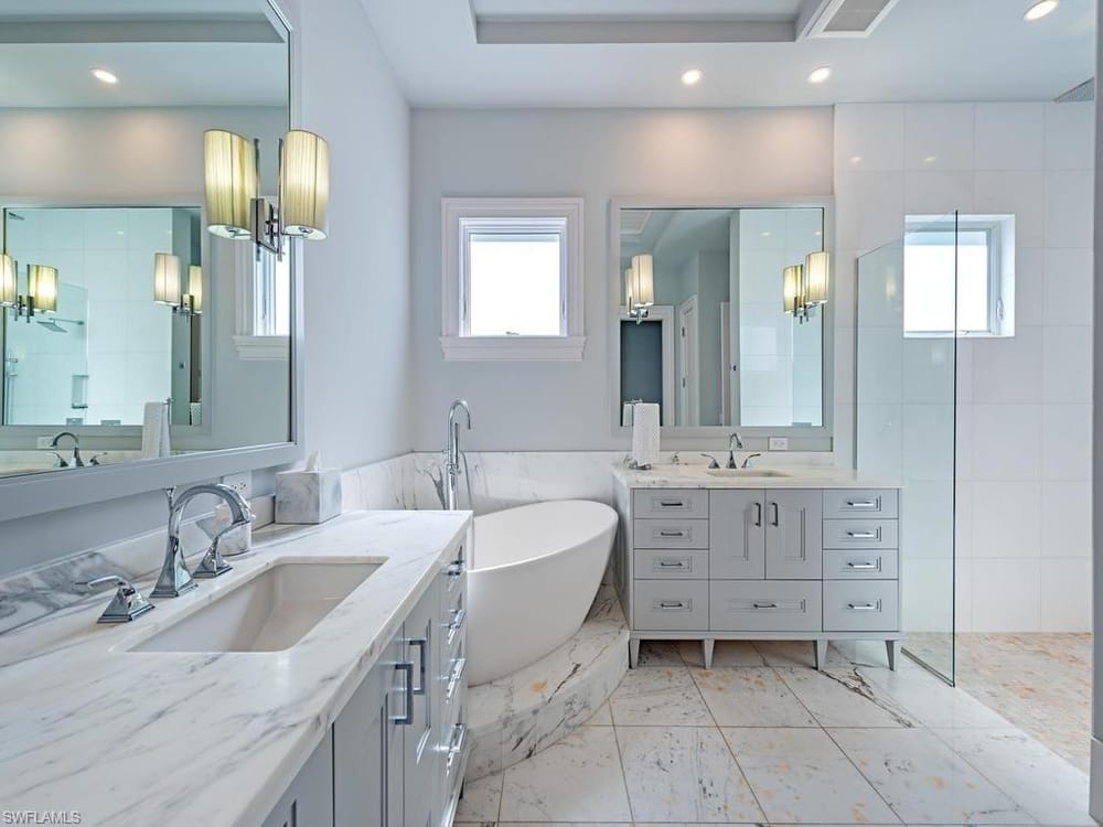 628 21st Ave. S – #226017409 - Aqualane Shores