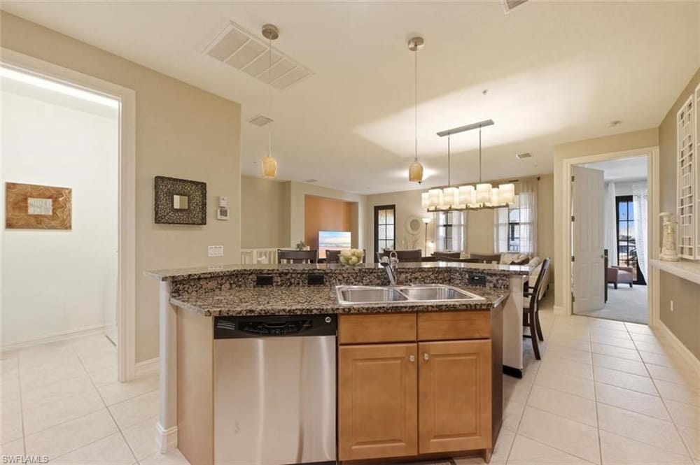 9140 Delano St. 9302 – #226017452 - Lely Resort