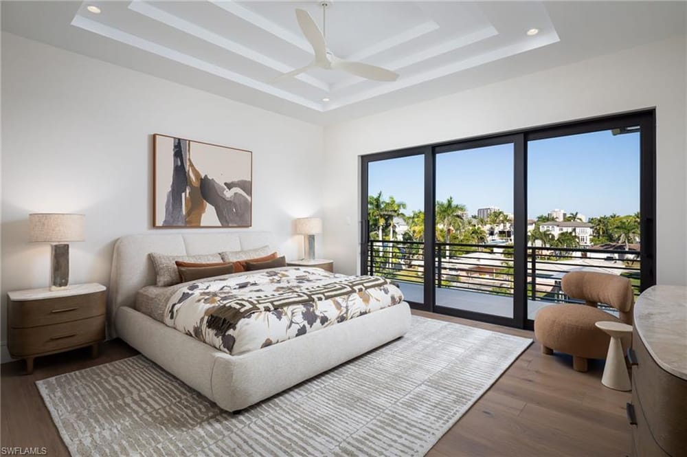 223 Bayview Ave. – #226018030 - Vanderbilt Beach