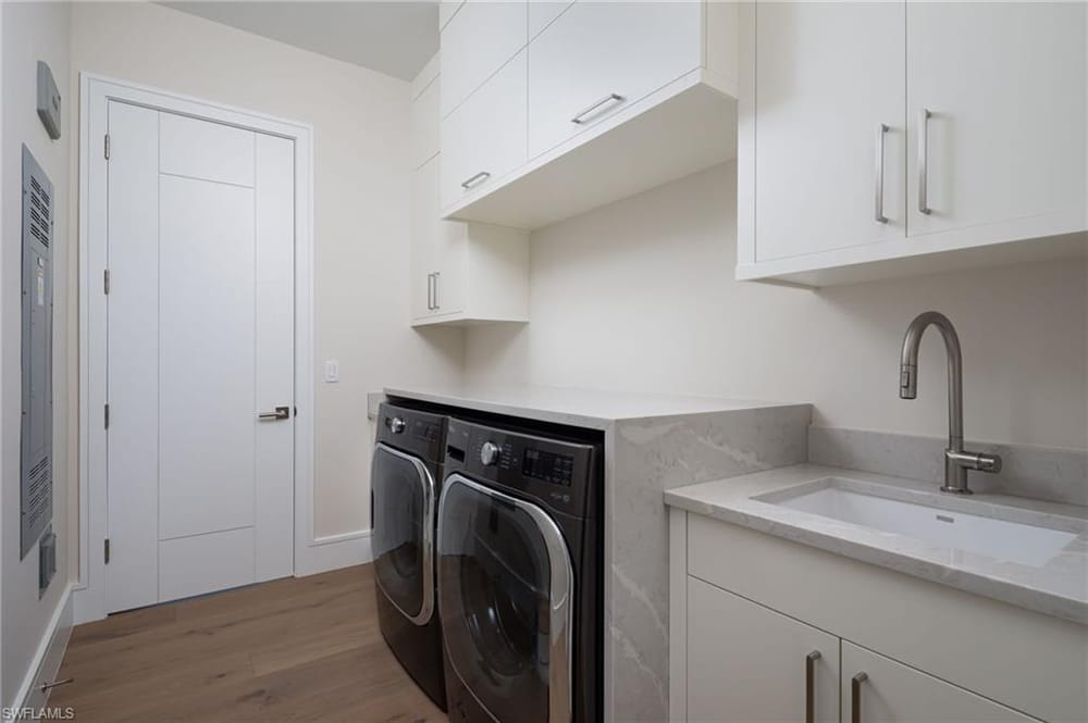 223 Bayview Ave. – #226018030 - Vanderbilt Beach