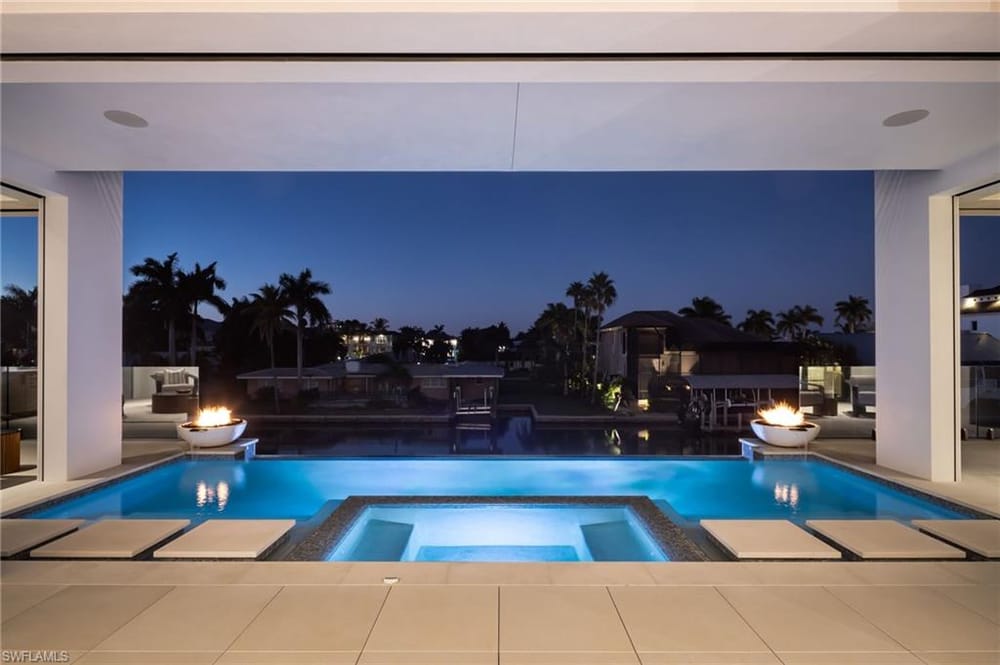 223 Bayview Ave. – #226018030 - Vanderbilt Beach