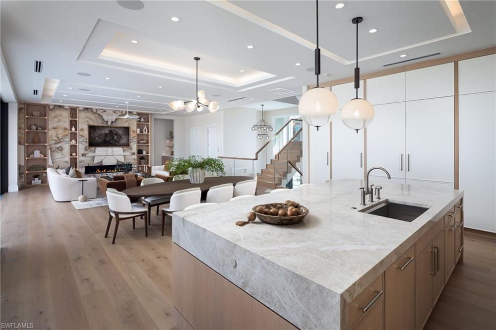 223 Bayview Ave. – #226018030 - Vanderbilt Beach