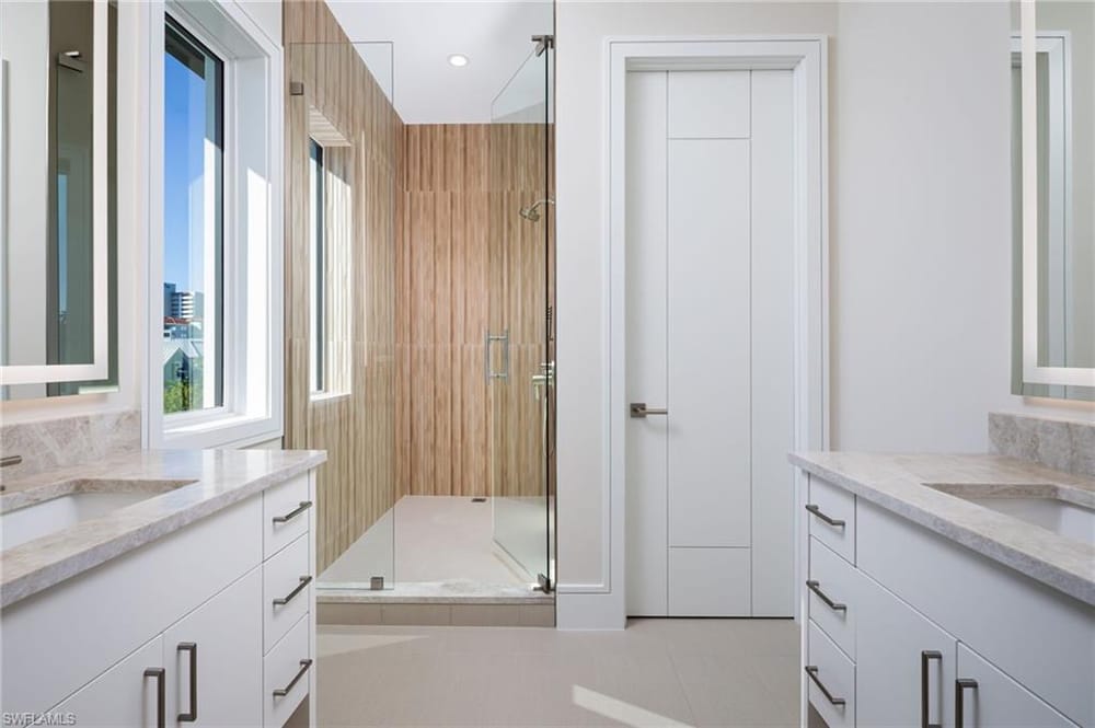 223 Bayview Ave. – #226018030 - Vanderbilt Beach