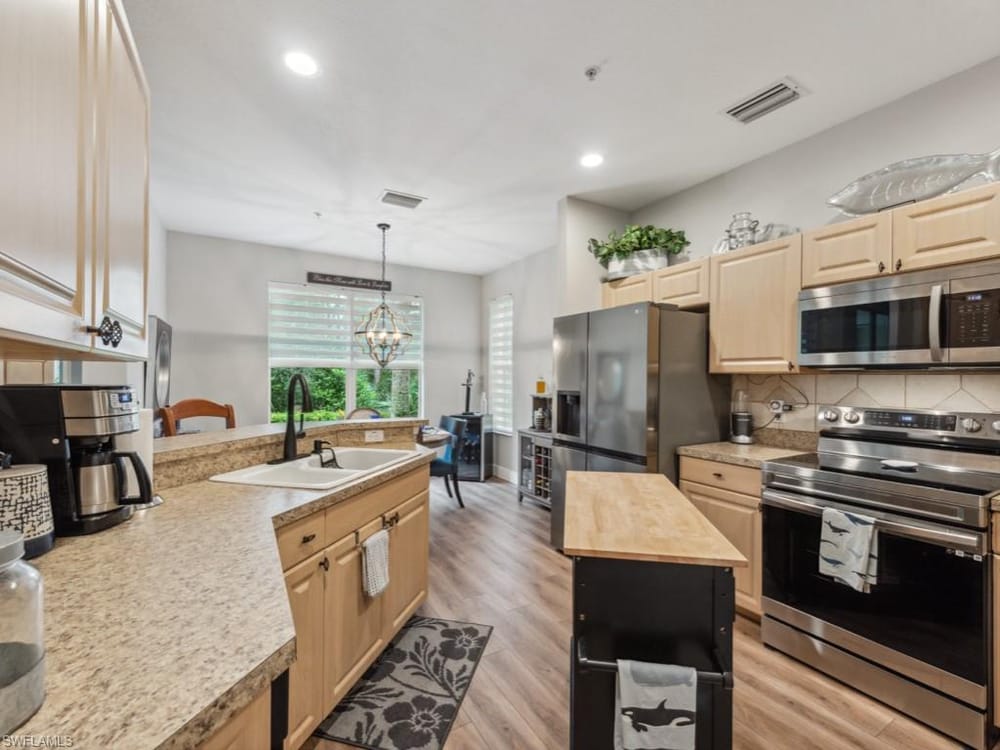 7856 Clemson St. N 8 102 – #226018264 - Madison Park