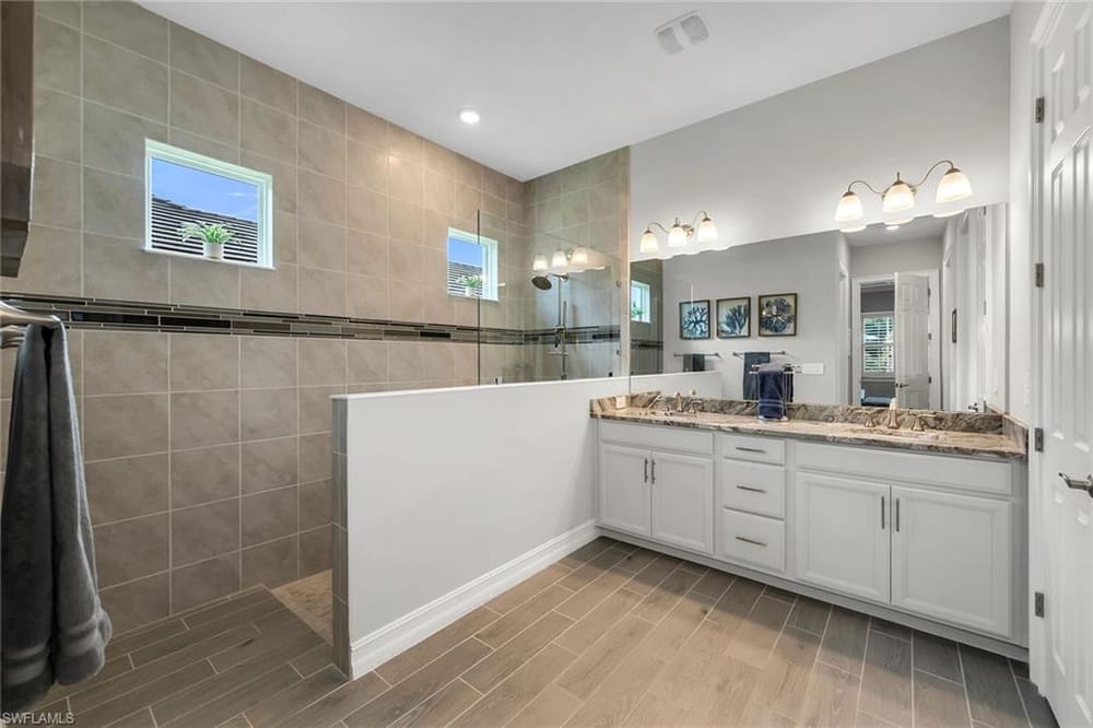 14624 Kelson Cir. – #226018500 - Naples Reserve