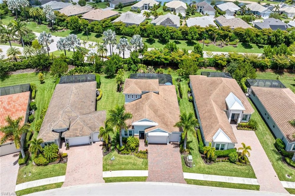 14624 Kelson Cir. – #226018500 - Naples Reserve