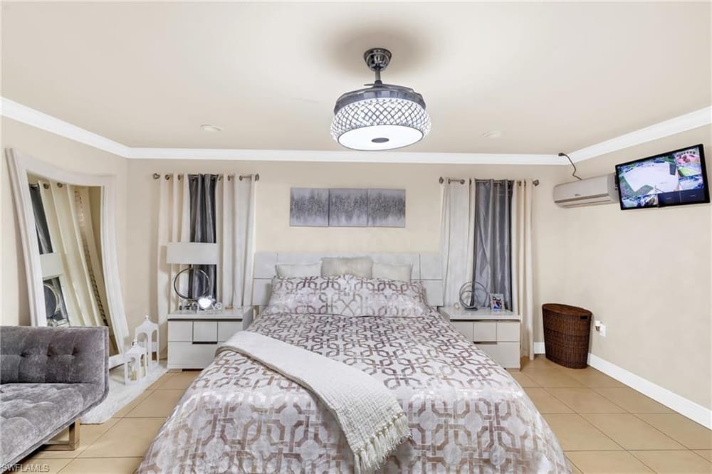 4587 25th Ct. SW – #226018581 - Golden Gate City
