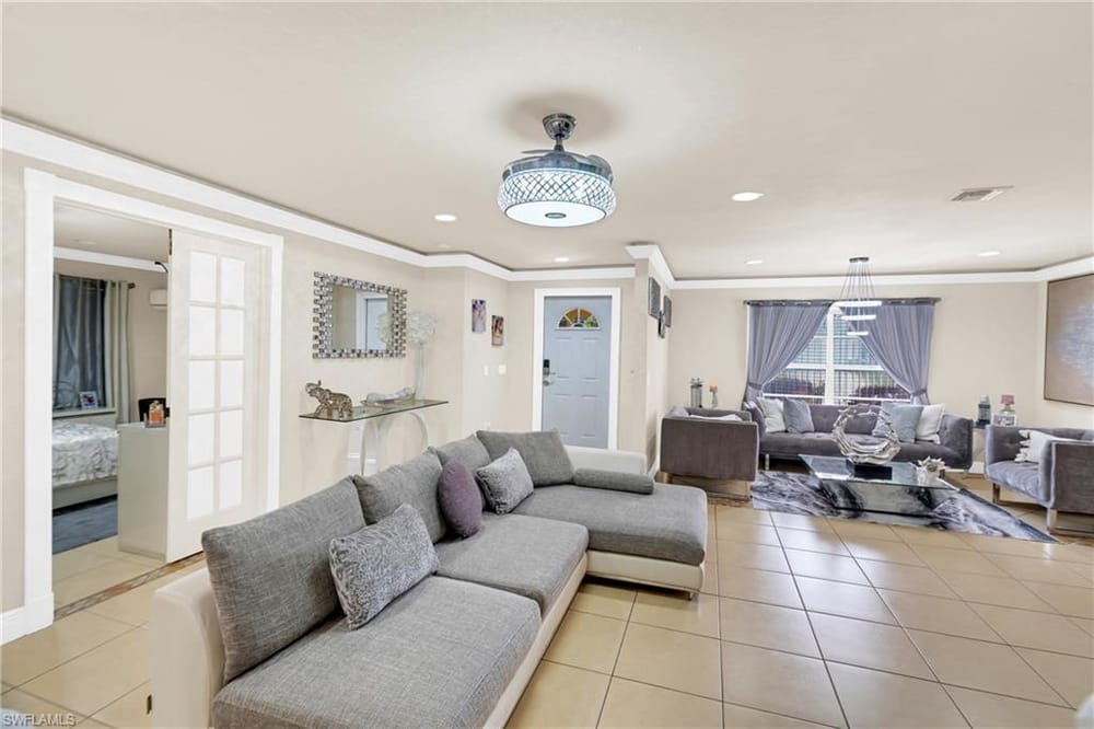 4587 25th Ct. SW – #226018581 - Golden Gate City