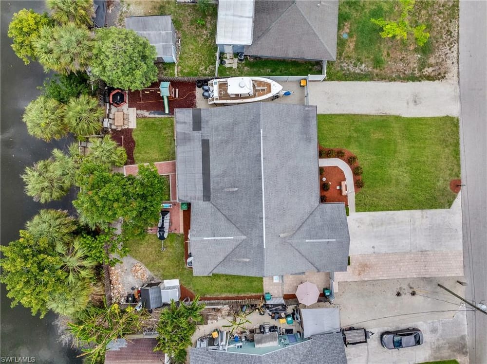 4587 25th Ct. SW – #226018581 - Golden Gate City