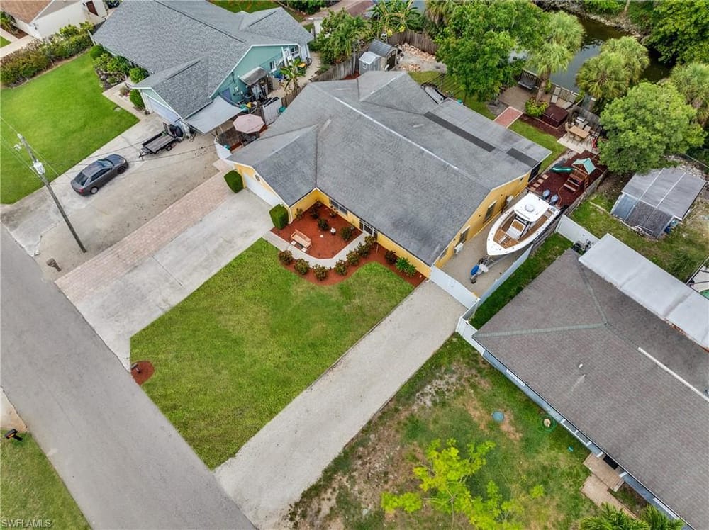 4587 25th Ct. SW – #226018581 - Golden Gate City