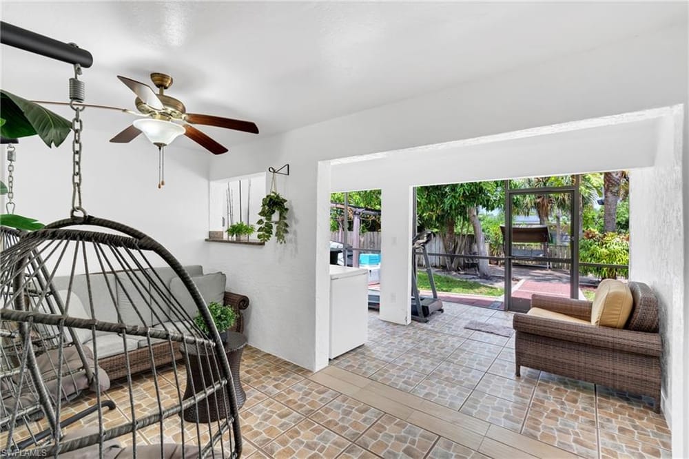 4587 25th Ct. SW – #226018581 - Golden Gate City