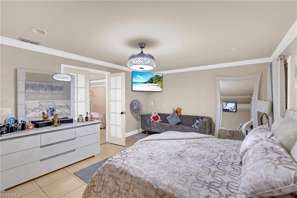 4587 25th Ct. SW – #226018581 - Golden Gate City