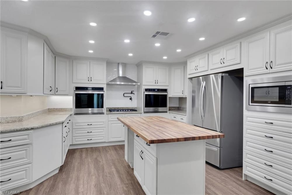 6101 Lancewood Way – #226018827 - Logan Woods