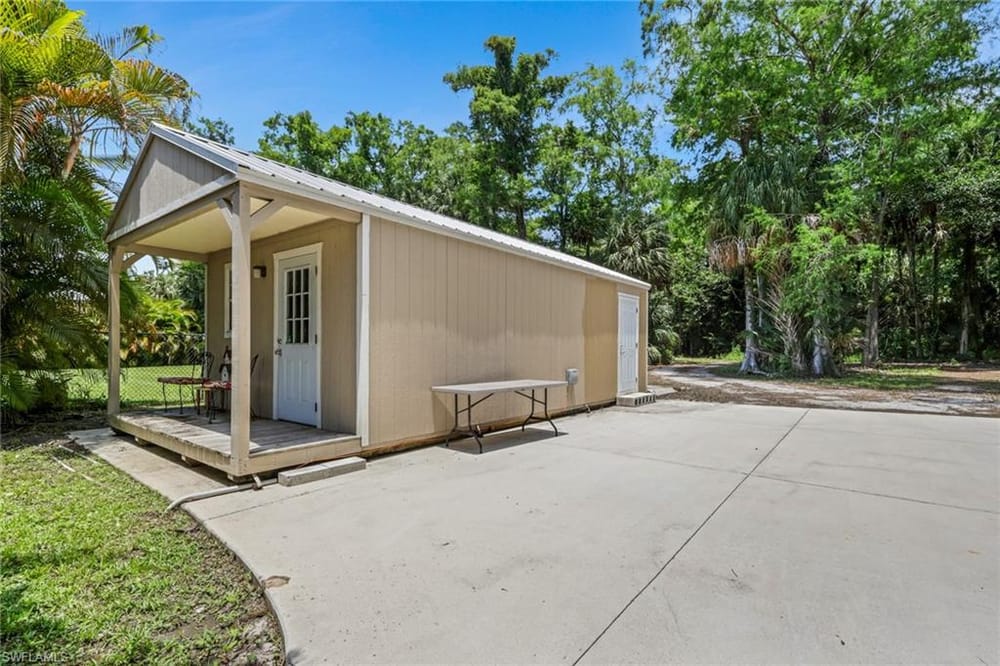 6101 Lancewood Way – #226018827 - Logan Woods