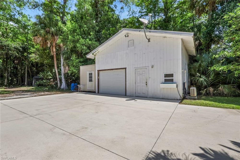 6101 Lancewood Way – #226018827 - Logan Woods