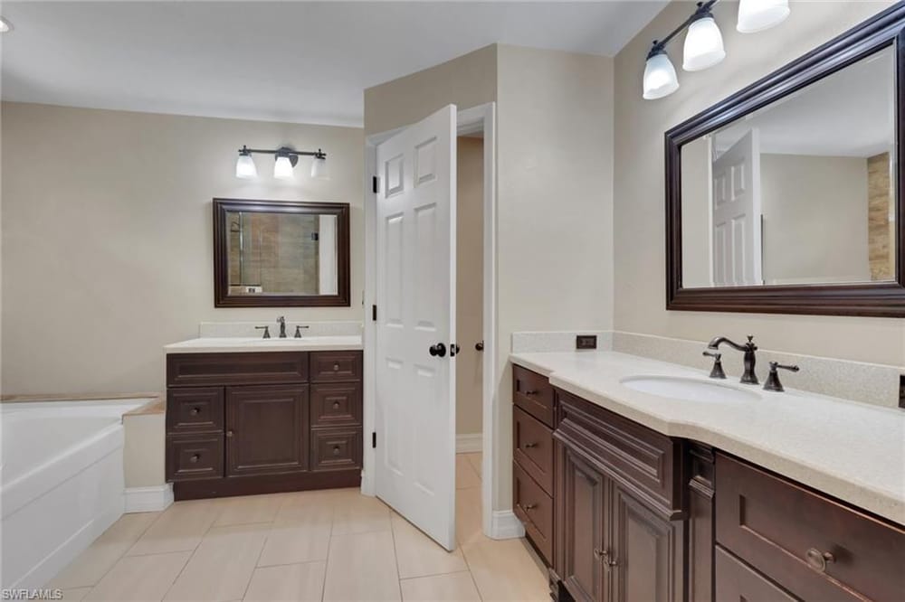 6101 Lancewood Way – #226018827 - Logan Woods