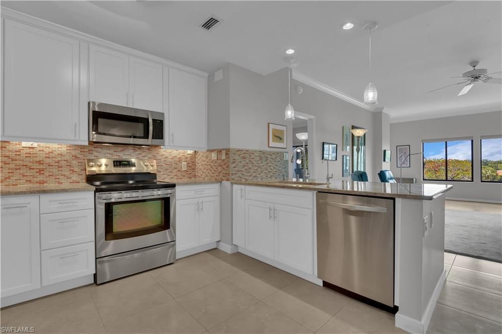 201 Arbor Lake Dr. 404 – #2026021078 - Arbor Trace