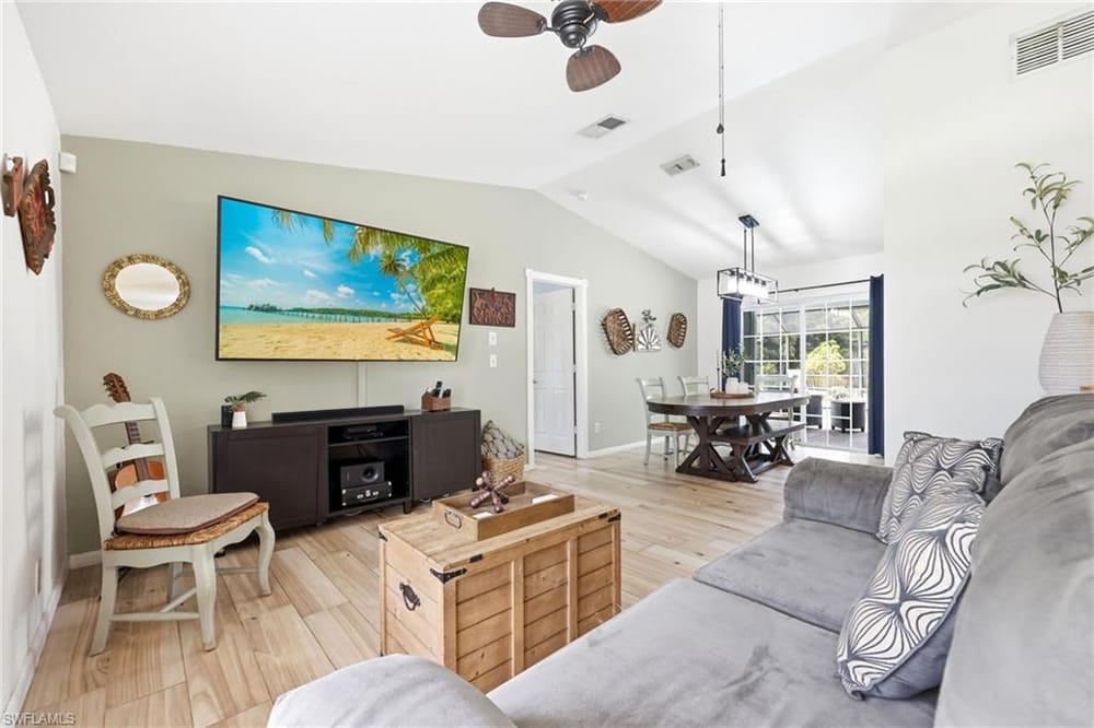 720 Meyer Dr. – #226019664 - Orange Tree