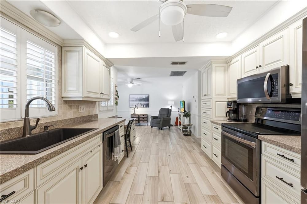 720 Meyer Dr. – #226019664 - Orange Tree