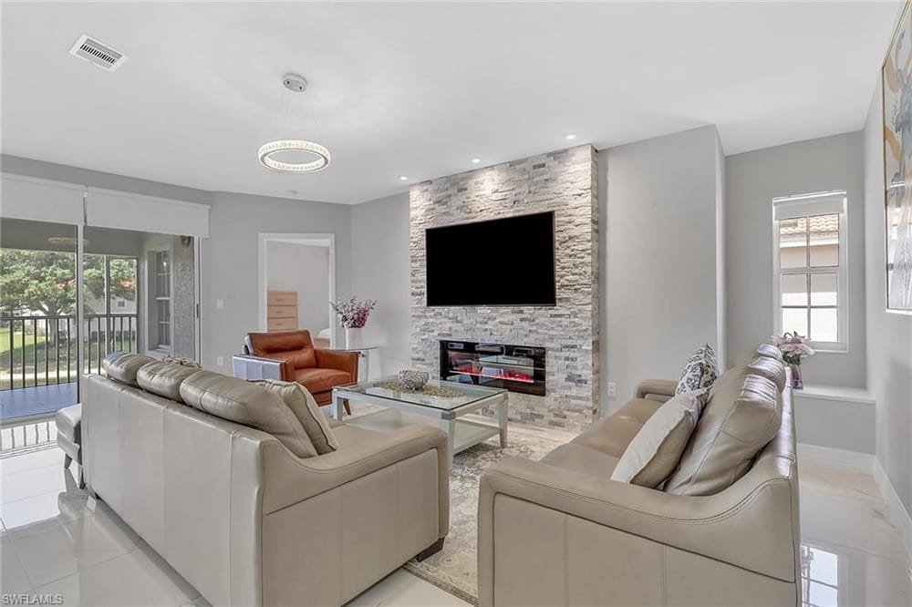 7648 Oleander Gate Dr. H202 – #226019673 - Pipers Grove
