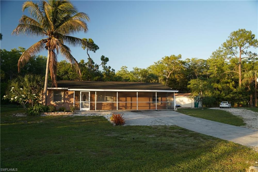 5529 Hardee St. – #226019831 - Naples Manor