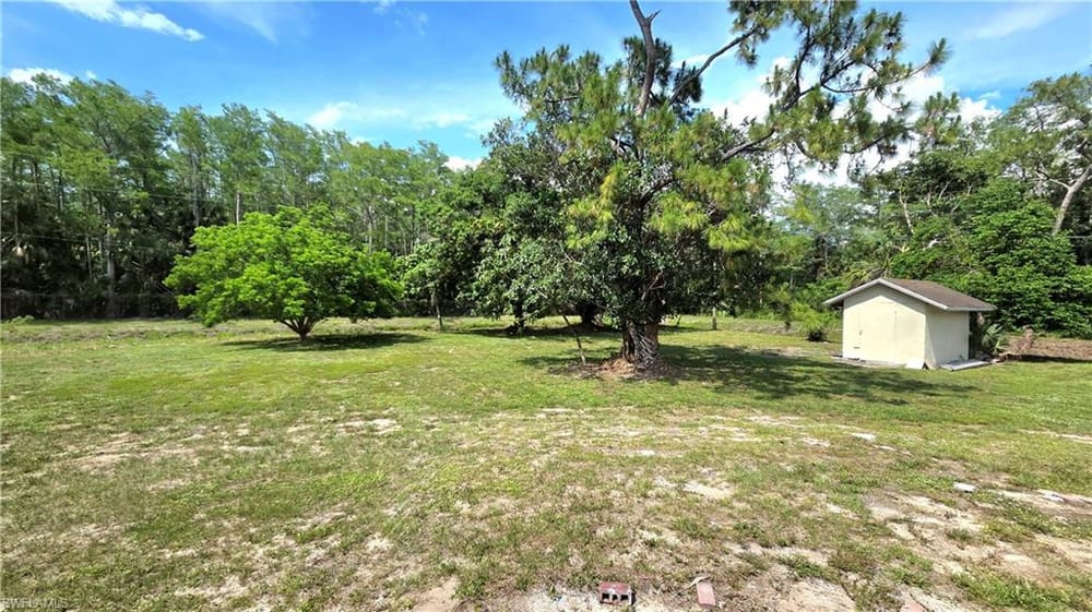 5529 Hardee St. – #226019831 - Naples Manor