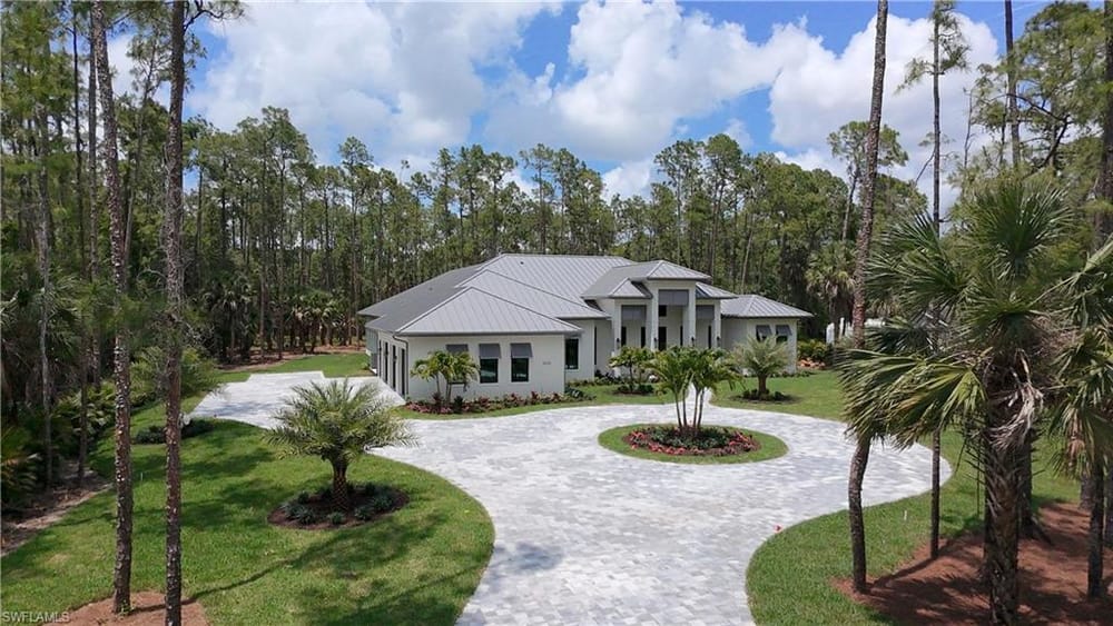 5025 Boxwood Way – #226020059 - Logan Woods