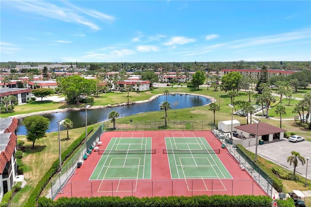 4338 27th Ct. SW 204 – #226020120 - Golden Gate