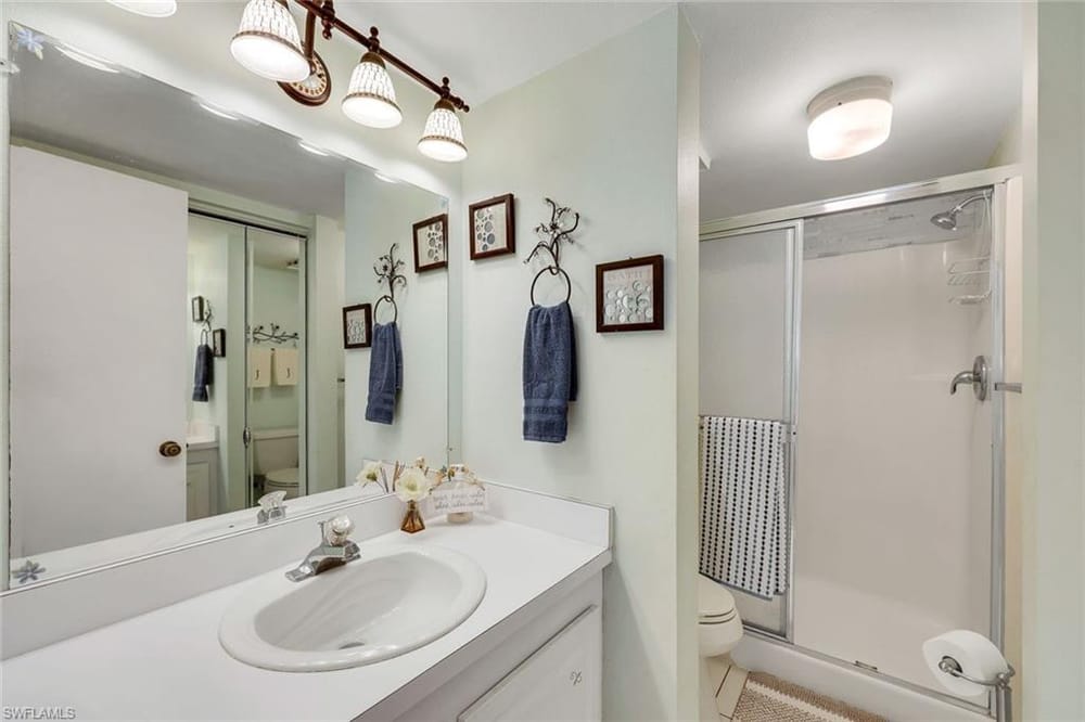 4338 27th Ct. SW 204 – #226020120 - Golden Gate
