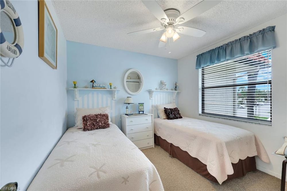 4338 27th Ct. SW 204 – #226020120 - Golden Gate
