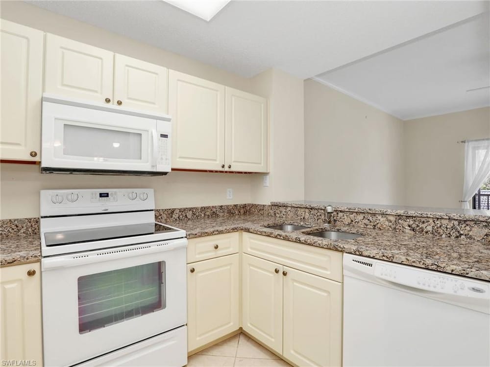 201 Arbor Lake Dr. 2-201 – #226020170 - Arbor Trace