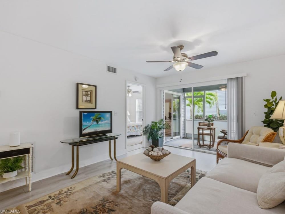 1901 Courtyard Way C105 – #226020336 - Kings Lake