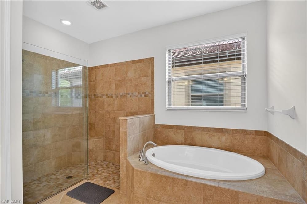 16380 Aberdeen Way – #226020356 - Barrington Cove