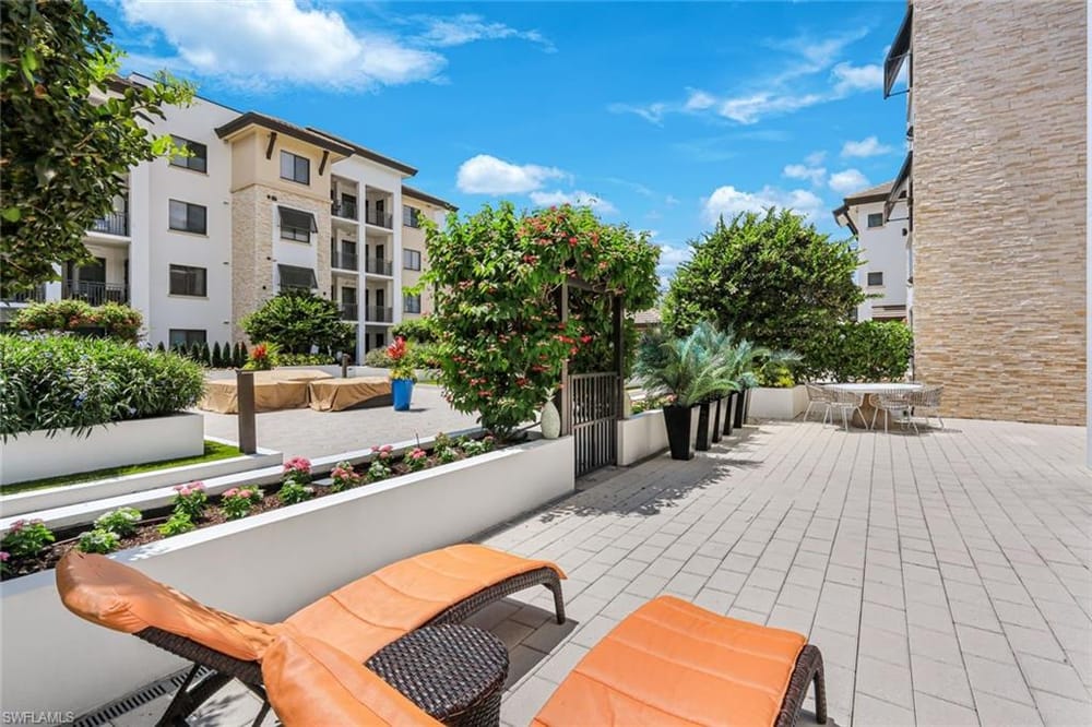 1030 3rd Ave. S 216 – #226020359 - Naples Square
