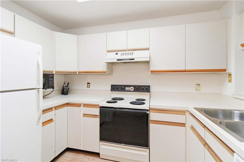 201 Arbor Lake Dr. 205 – #226020467 - Arbor Trace