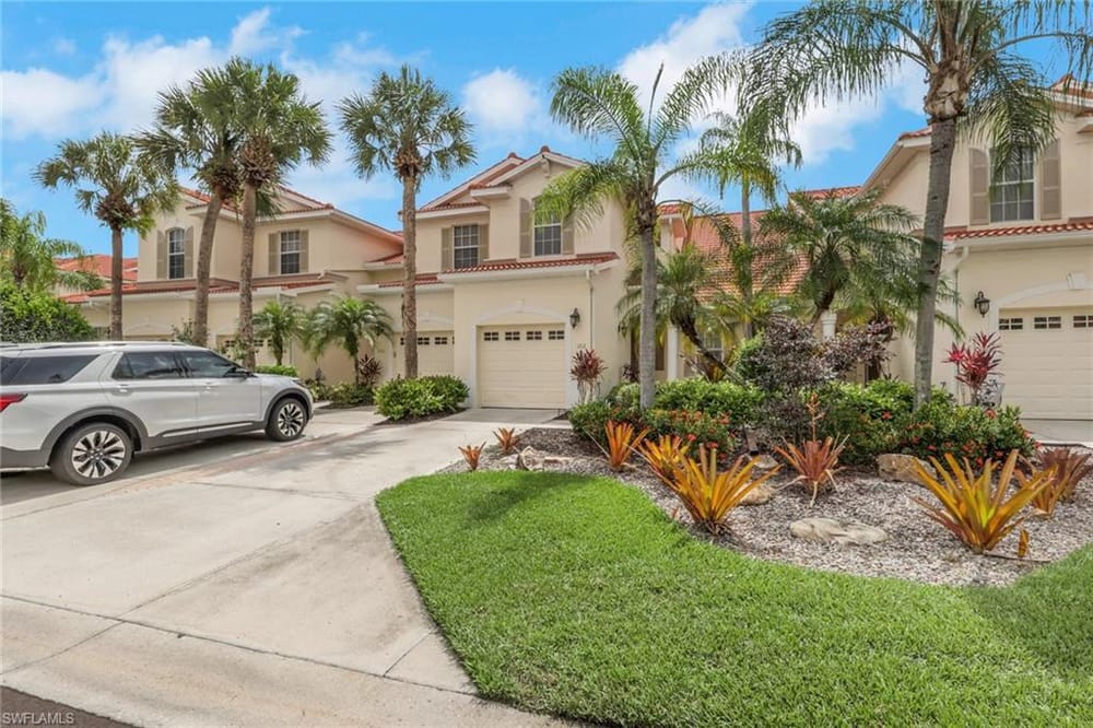 4660 Winged Foot Ct. 102 – #226020536 - Naples Lakes Country Club