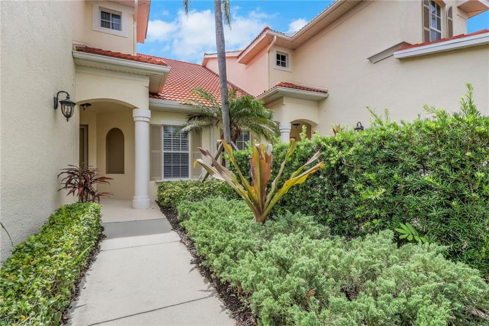 4660 Winged Foot Ct. 102 – #226020536 - Naples Lakes Country Club