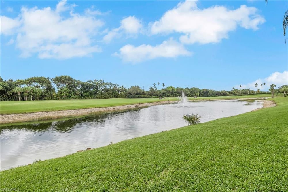 4660 Winged Foot Ct. 102 – #226020536 - Naples Lakes Country Club