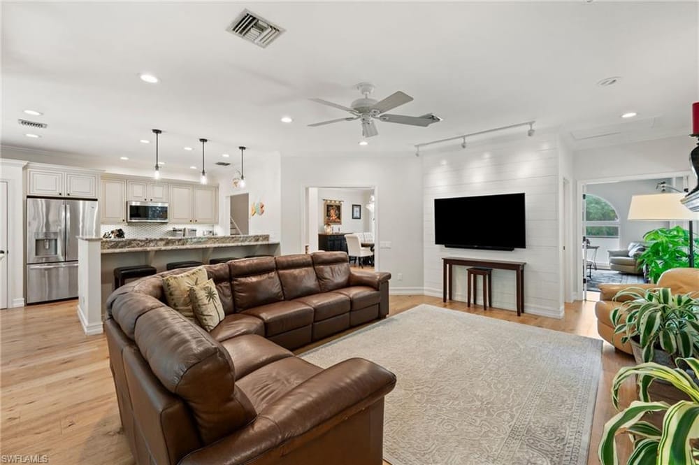 5070 Tamarind Ridge Dr. – #226020550 - Logan Woods