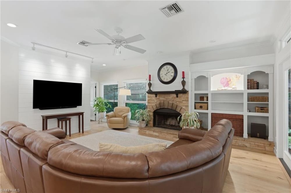 5070 Tamarind Ridge Dr. – #226020550 - Logan Woods