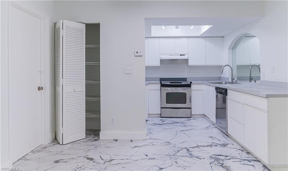 107 Blue Ridge Dr. 21 – #226020763 - Naples South