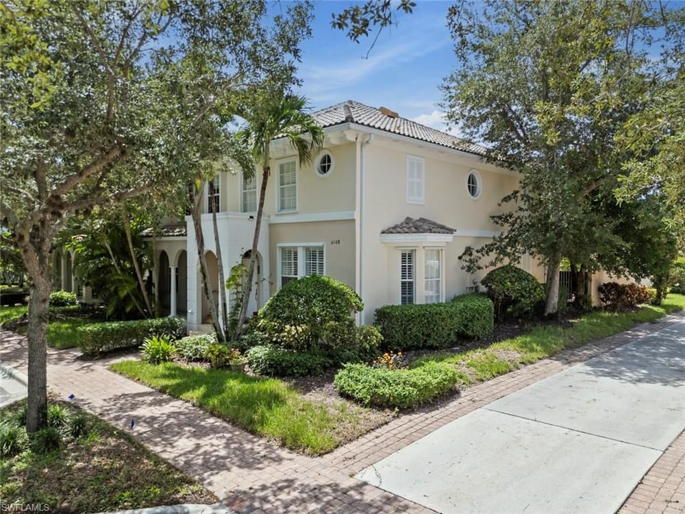 6112 Towncenter Cir. – #226020786 - Island Walk