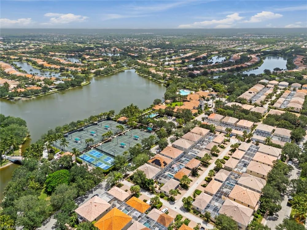 6112 Towncenter Cir. – #226020786 - Island Walk