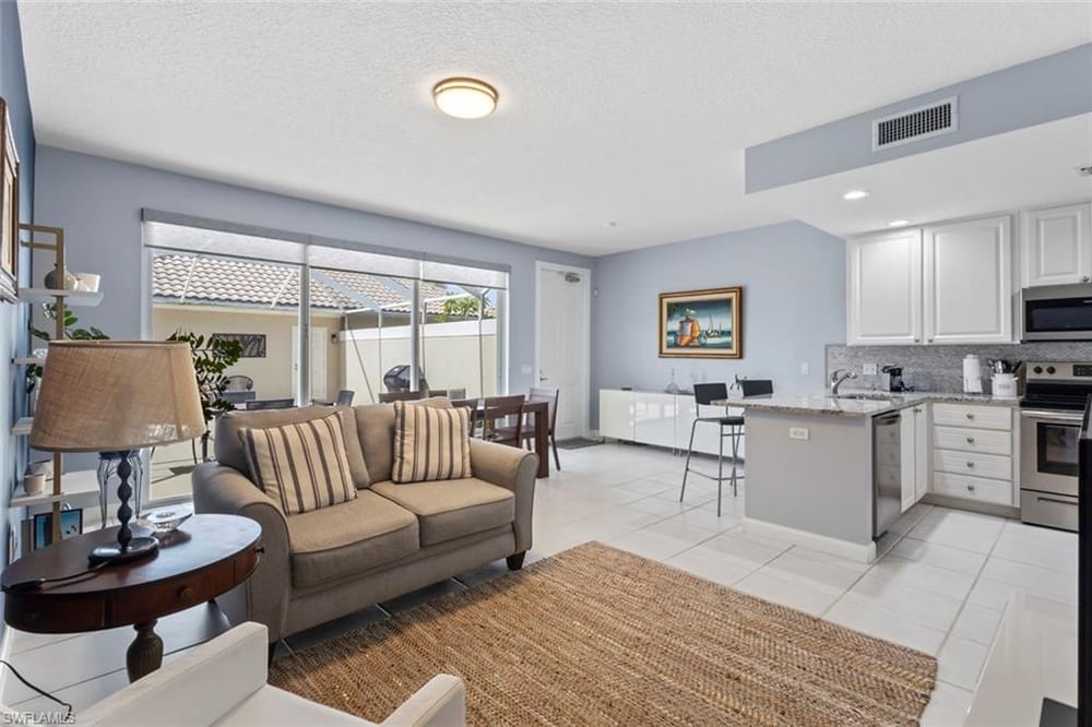 6112 Towncenter Cir. – #226020786 - Island Walk